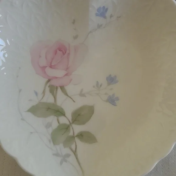 Floral Mikasa Trinket Dish. - Picture 6 of 6
